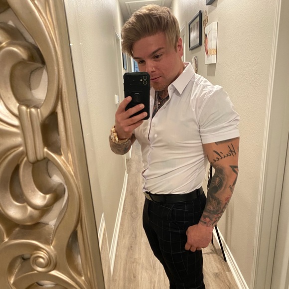 Meet your Posher, Mundo - Picture 9 of 12